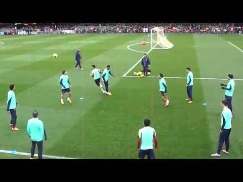 練習（ロンド8対2） /FCバルセロナ（サッカー） - YouTube (8629)