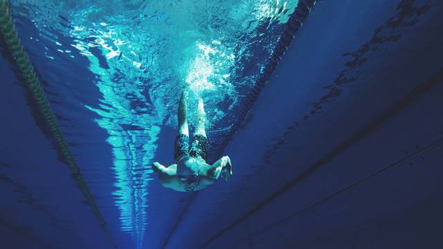Swimming, water, swimming pool, pool and swim HD photo by Artem Verbo (@artemverbo) on Unsplash (9645)