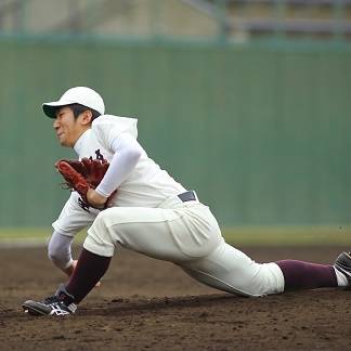 福田太郎 TaroFukuda⚾️北海道テレビアナウンサー on Instagram: “baseball made me happy. 15年前の今日、野球と出会いました。 野球を本格的に始めた個人的にとっても大切な日です。 ※２枚目は当時の写真。 高校の先輩、カープの緒方孝市監督と。 _ 幼い頃、父とキャッチボールをしていて、 顔面にボールが当たった太郎少年。…” (31380)