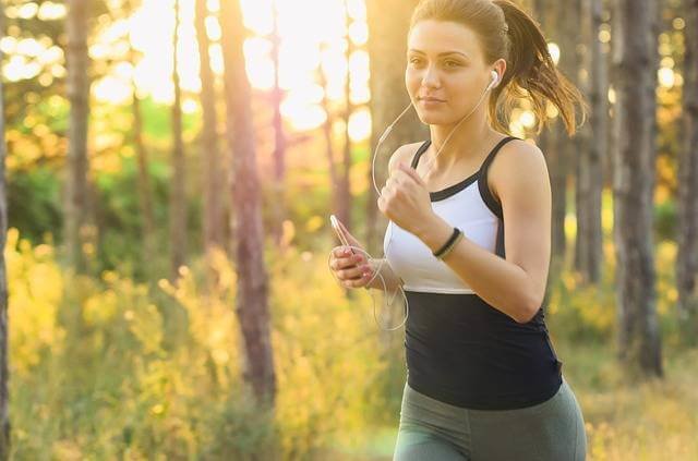 ジョギングは健康効果のありすぎる有酸素運動 (99117)