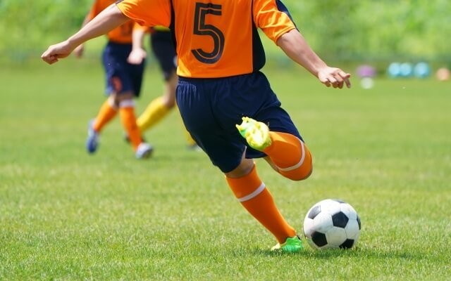サッカーの6番の背番号が持つ意味とは どんな選手がつけるの Activel