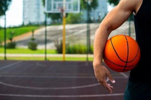 バスケットボールのサイズとは ボールの大きさを種類別に解説 Activel