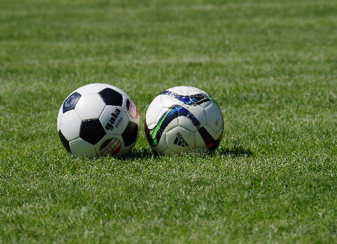 サッカーボールのサイズ別の大きさと選び方とは 5号 4号 3号 Activel