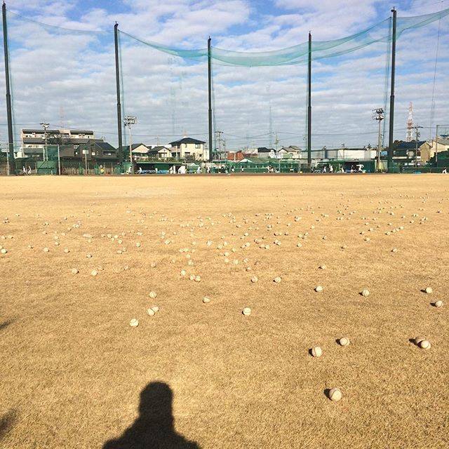 Yuichiro Okatani on Instagram: “今年２回目の『三菱大府グランド』‼️（≧∇≦）今宵の美味しいお酒のためにボール拾いして汗かきます〜;^_^A#社会人野球 #三菱自動車岡崎 #練習参加 #ロングティー #愛知県大府市” (25200)