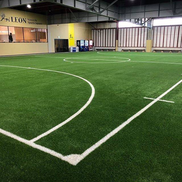LEON Hakusan Futsal Garden on Instagram: “. 【LEON野々市SPORTS SQUARE】 オープンであと3日‼️‼️‼️✨. . 写真はネットを張る前の貴重なコートです😘. 27m×17mのコートが2面🤩. できたてほやほやの人工芝で プレーできるなんて最高ですね👏💓. . .…” (30388)