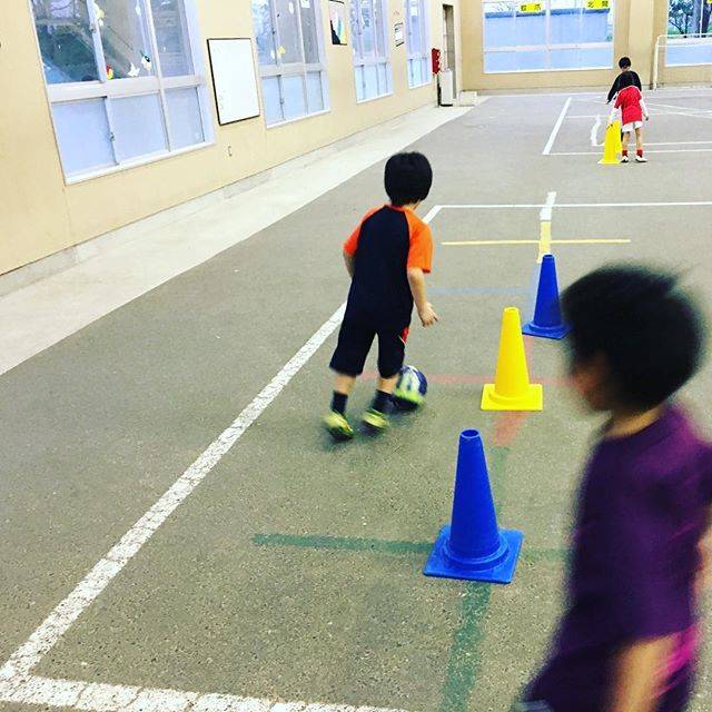 村谷康則 on Instagram: “今日も体験に4年生が遊びに来てくれました‼︎ 前々からサッカーをしたかった感がヒシヒシと伝わって来てましたね！笑 4月に入り少しづつ体験生であったり、チーム生が増えてきました！有難いです😄…” (32455)
