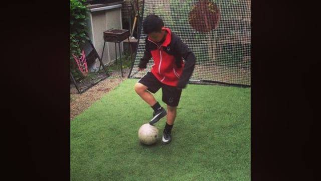 ⚽️Masashi.Okabe⚽️ on Instagram: “＊ The groundmove which my son thought👍⚽️ ＊ There are many correction points ...🤣🤣 ＊ 自分で考えたgroundmove😅 ＊ 途中から適当だけど😅 ＊ 息子が考えて親子で試すww ＊…” (32458)