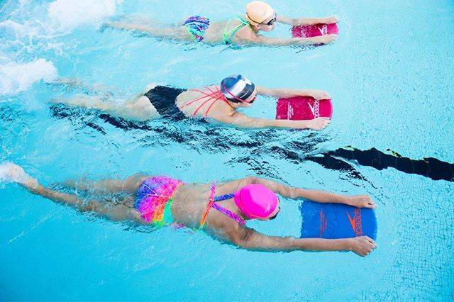 SQ SWIM SHOPさんはInstagramを利用しています:「When your squad is onpoint 👌🏻 Tag your swimming besties below and give them a shoutout! . . . #succeed #swimpractice #swimteam #gymbag…」 (33248)