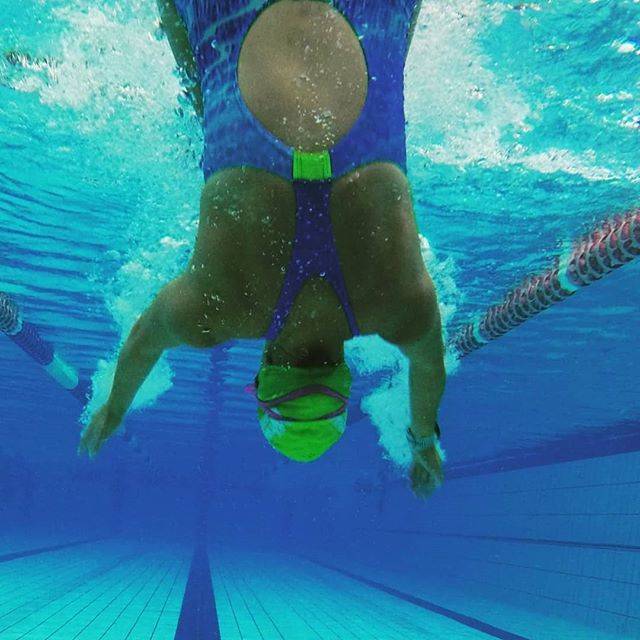 Lucy BrownさんはInstagramを利用しています:「60 laps & 60 flip turns today! 🏊‍♀️💕✌ my Off Season Triathlon training goals are ➡️ working on my technique and improving my speed,…」 (36720)