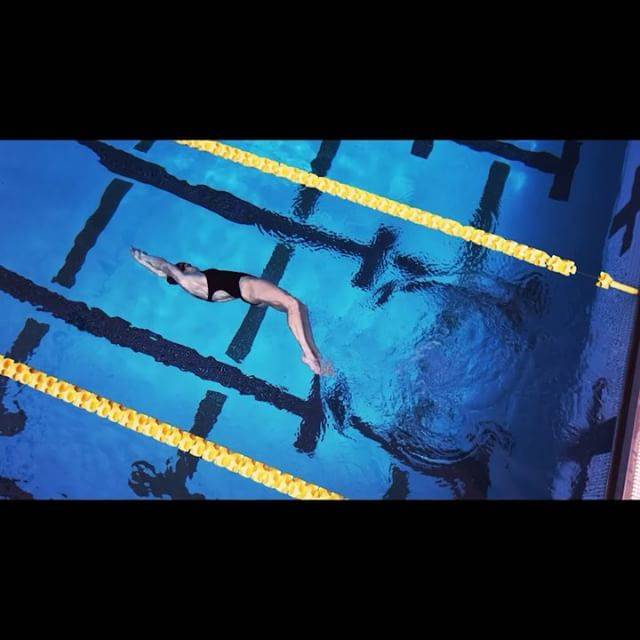 The Race ClubさんはInstagramを利用しています:「Nothing like some #dolphin #kick from the best @kelsiwhirl  and @luca_spinazzola to #motivate and #inspire 🐬🙏🏼💪🙌🧜🏻‍♀️🧜🏼‍♂️ #theraceclub…」 (36794)