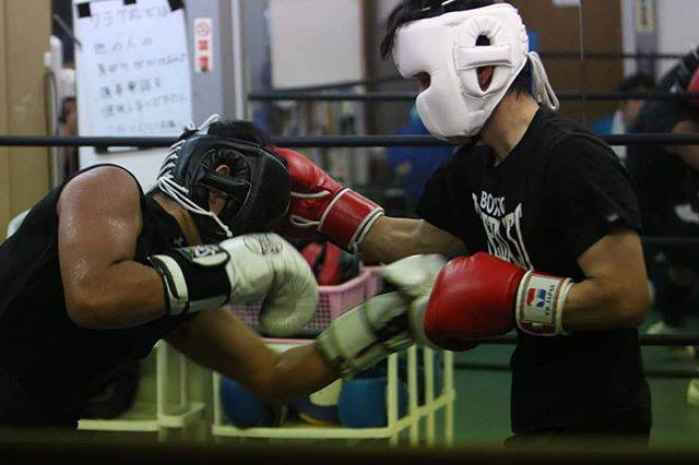 Tomohiro  Furuya on Instagram: “素敵な写真ありがとうございます😉👍🎶お気に入りです🎵#ボクシング#boxing #スパーリング#ミット打ち #スポーツ写真#スポーツ写真撮影 #格闘技#boxe #boxer #ボクサー” (47443)