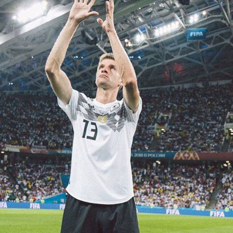 Thomas Müller on Instagram: “Thank you for your great support 👏🇩🇪👍🏼 #diemannschaft #worldcup #germany #esmuellert #dfb” (47880)