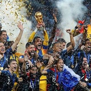 本厚木整体院 on Instagram: “・ ・ 皆さんこんにちは。 熱い熱いワールドカップが終わってしまいましたね。。。 僕の夜な夜なの楽しみだったのですが。。 今年はフランスが強かった🇫🇷 日本も頑張りましたね🇯🇵 感動をありがとう😊 ・ ・ ・ そんなことより！ ・ ・ なんと、２号館のクーラー直りましたよ！…” (49581)