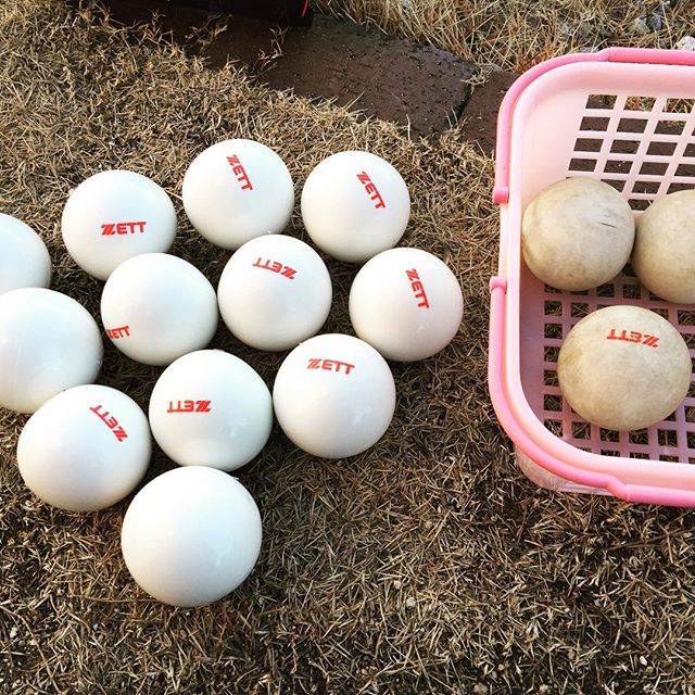 Yuki Suzuki on Instagram: “今日から我が家に加わった12個。これで打ってる時間が長くなる(*´艸`*)#少年野球 #野球 #サンドボール #野球練習 #野球トレーニング” (50272)