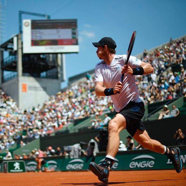 Tennis on Instagram: “Chasing down points.” (53000)