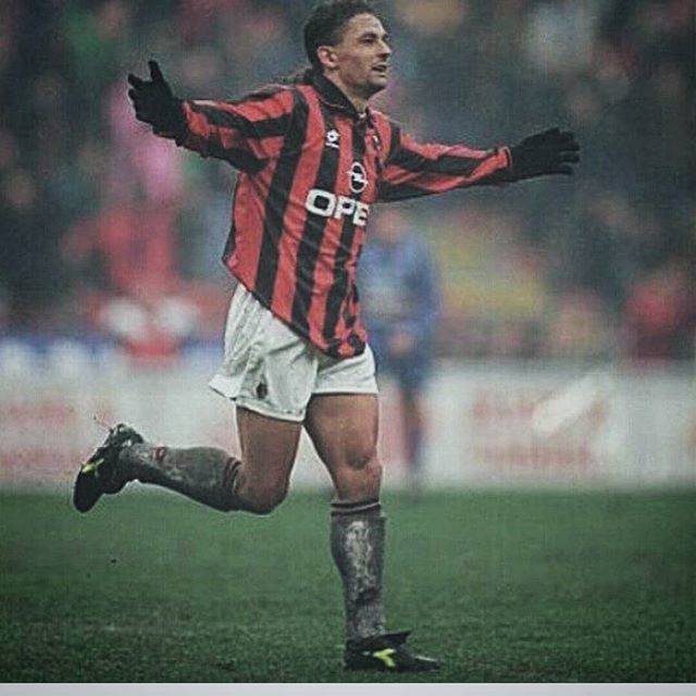 Roberto BaggioさんはInstagramを利用しています:「AC MILAN #instagram#acmilan1899#acmilan#milan#football#calcio」 (53050)