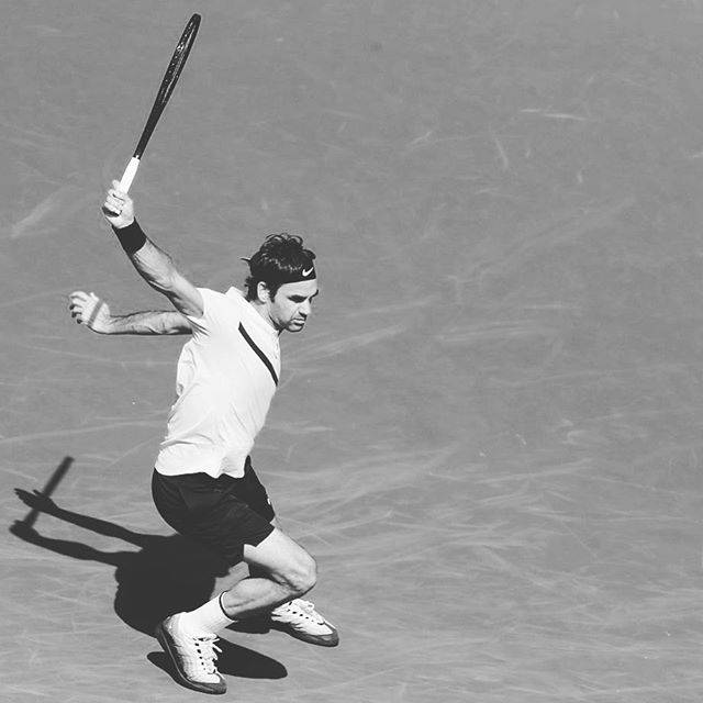Roger FedererさんはInstagramを利用しています:「On to the next round @bnpparibasopen 🌴」 (54023)