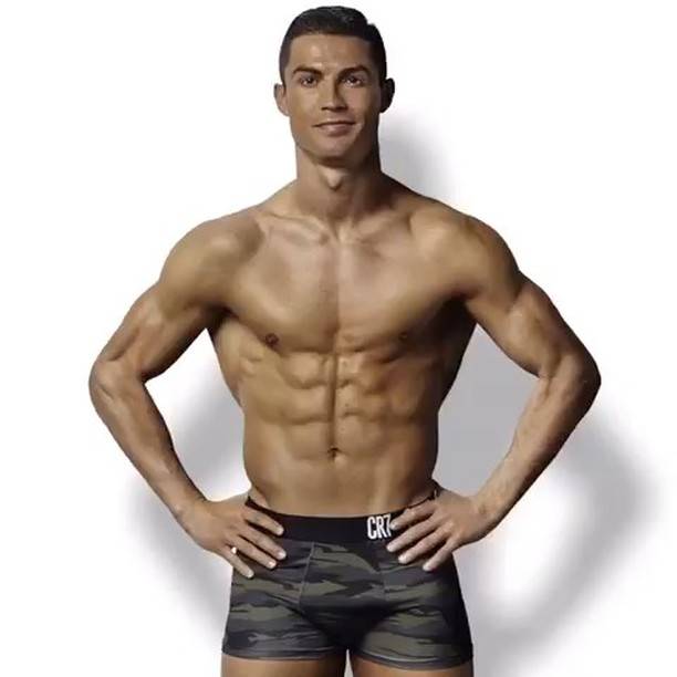 Cristiano Ronaldo on Instagram: “Camo style! 👍🏼 @CR7Underwear #CR7Underwear” (55172)