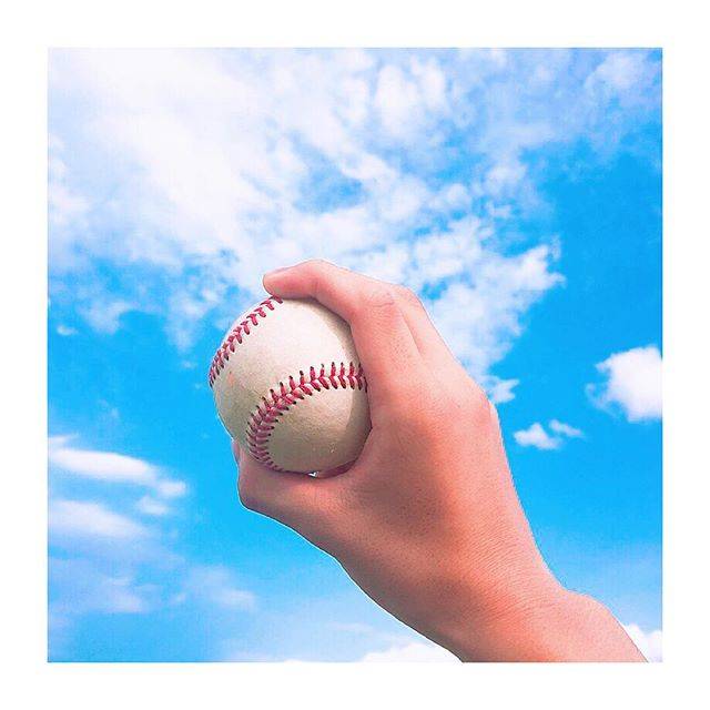 R E N Y A on Instagram: “友達と野球しに来た⚾️キャッチボールやっぱり楽しいな!！ #野球#ありがとう” (63100)