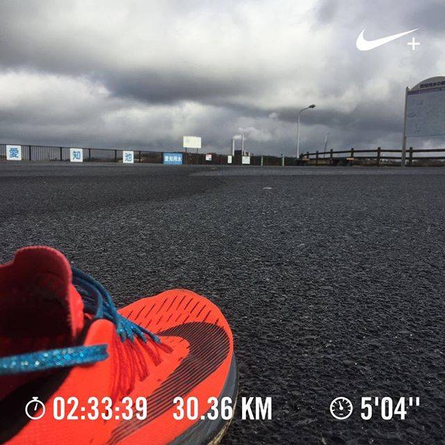 TAKAHIRO on Instagram: “正月太りする前にダイエット🏃愛知池4周ちょい.普段は短距離で30km走るの久しぶりで足疲れた🙃だけど愛知池は走りやすくて好きわ🙌..#愛知池#ランニング#30km#ダイエット#ナイキ#ナイキラン” (65650)