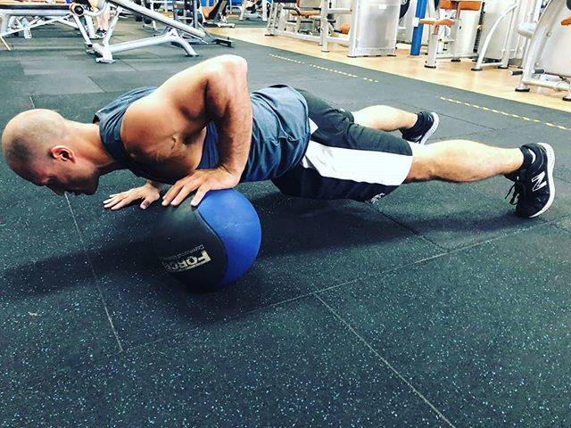 Leon N on Instagram: “Medicine ball pushups are a great exercise for the chest as well as the shoulders and arms Just make sure to do the same amount of reps on…” (68120)