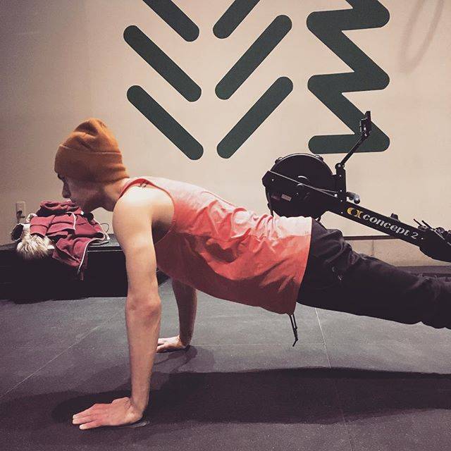 Alexis Jacomet on Instagram: “Ne laisse jamais tomber regarde devant toi et continue...! #sport #motivation #sporttime #lifestyle #crossfit #healthy #healthylifestyle…” (68137)
