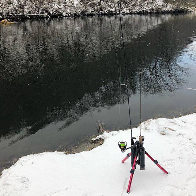 kim on Instagram: “友達と朝から釣り！でも雪！#管釣り #雪 #寒い#釣果はそこそこ #大物釣りたい #山道ビビった” (68844)