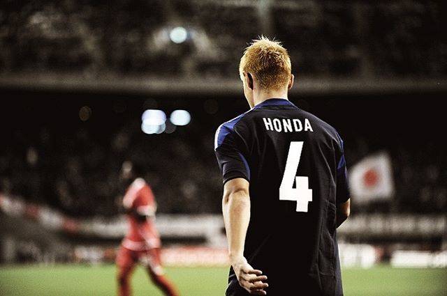 HonDa  fan on Instagram: “「誰が前にいようが、誰が後ろにいようが、オレは前に行く」@keisukehonda  #本田圭佑” (74869)