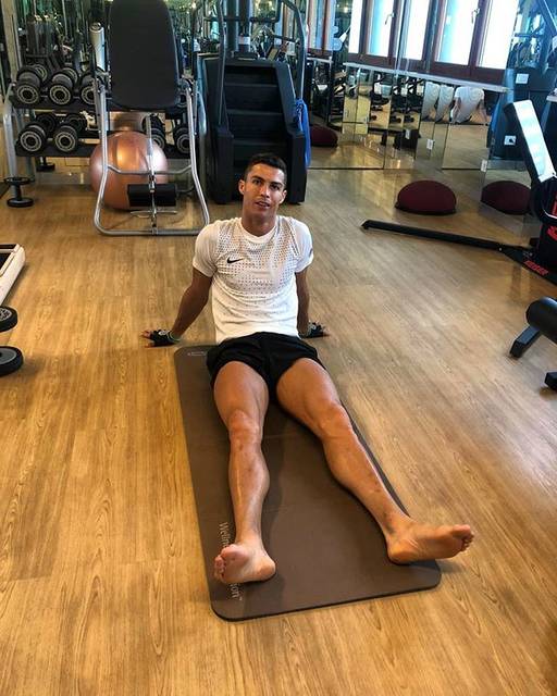 Cristiano Ronaldo on Instagram: “👌👍” (76130)