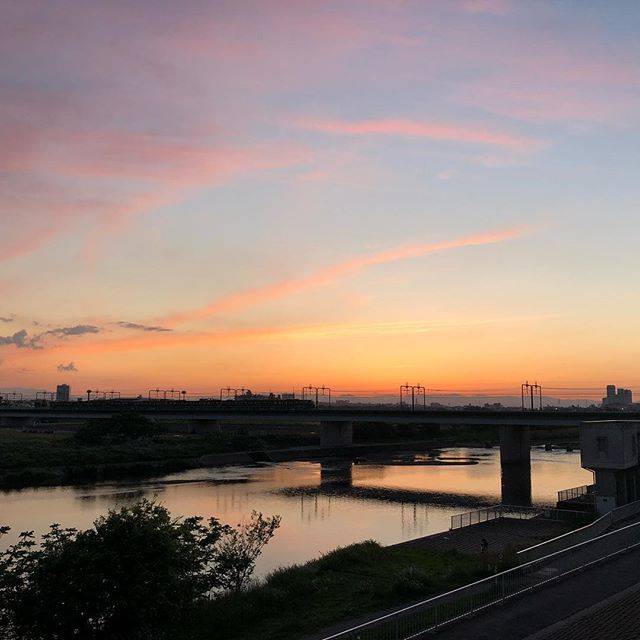 sol on Instagram: “夕暮れ #丸子橋 #ちゃりできた” (77221)