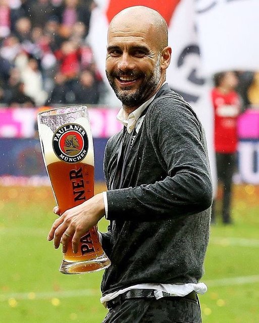 Pep Guardiola on Instagram: “And that’s how I spent my weekend 🍻 #pepguardiola #pep #guardiola #beer #beerlover #throwback #fcbayern #mcfc #sport #weekend #weekendvibes…” (87178)