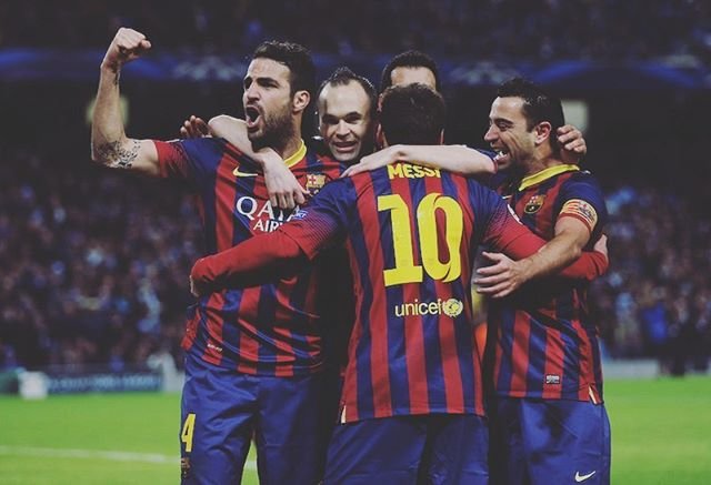 Messi.legend on Instagram: “Hugging🔵🔴🔵🔴🔵🔴 #fcbarca #barcelona #lionel #liomessi #messi #messi10 #leomessi #kingmessi #football #cl #サッカー #バルセロナ #fcバルセロナ” (88363)