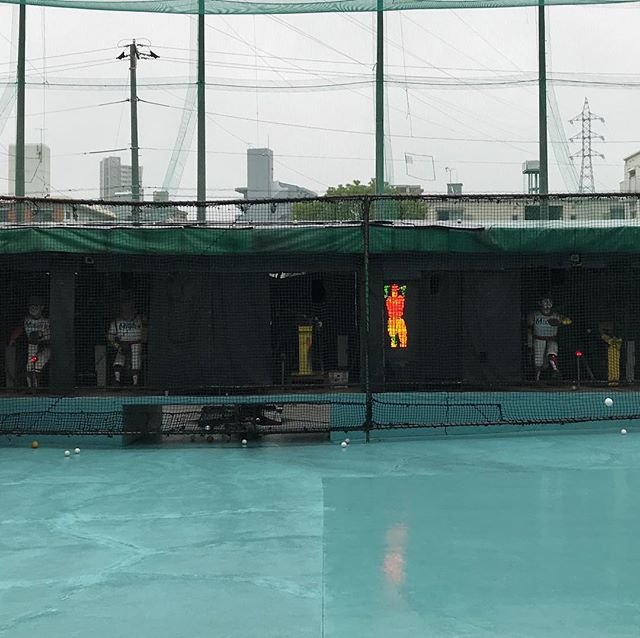 Masashi Mito on Instagram: “オープン戦見てたら打ちたくなったので、久しぶりのバッティングセンター。遅い球なら当たるね🤣#緑井バッティングセンター” (91662)