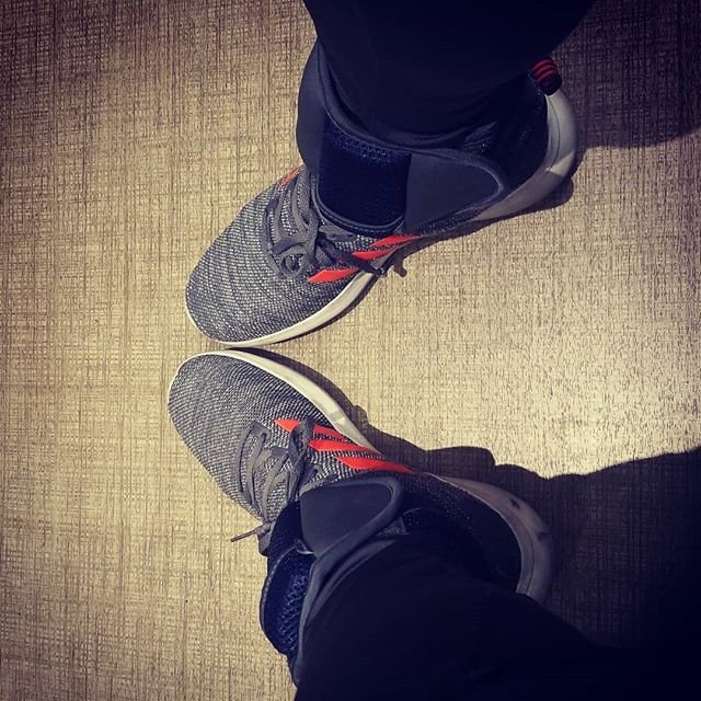 Craig Graham on Instagram: “Ankle weights 8lbs each ankle.…” (103679)