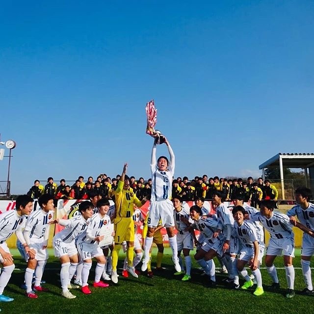 虎ジュニア on Instagram: “伝説。  ドリ虎ジュニアユースの一期メンバーであるゆうきが兵庫県チャンピオンとなりました。 あの時のジュニアユースは最高に楽しかった。ハイレベルで黙々とボールと向き合う1時間30分。 良かったね。おめでとー！！ #虎ジュニア  #阪神タイガース  #ジュニアユース…” (108901)