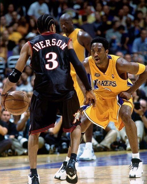 CHAMILLL on Instagram: “Kobe y Iverson en las finales 2001.🏀🏀🏀👑 #nba #basquetbol #triple #dunk #nbachamps #lakers #sixers #playoffs2020 #mvp #jordan #iverson…” (109286)