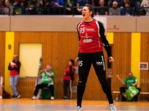 Pro Handball Player on Instagram: “Saturday Vibes 🤜🏼🤛🏼#favouritedayoftheweek #gameday #letsfight #newtask #lionspower #handball #mizunoeurope 📸: @dirkkrug_photography” (109772)