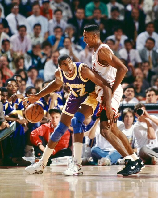 Scottie Pippen on Instagram: “‪Happy 60th birthday to the great @MagicJohnson. As someone I looked up to as I learned the game, it was an honor to compete against him, a…” (112251)
