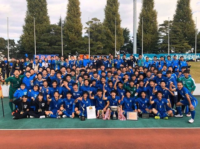 樹 on Instagram: “最高やん#草津東サッカー部 #高校サッカー選手権 #優勝” (113559)
