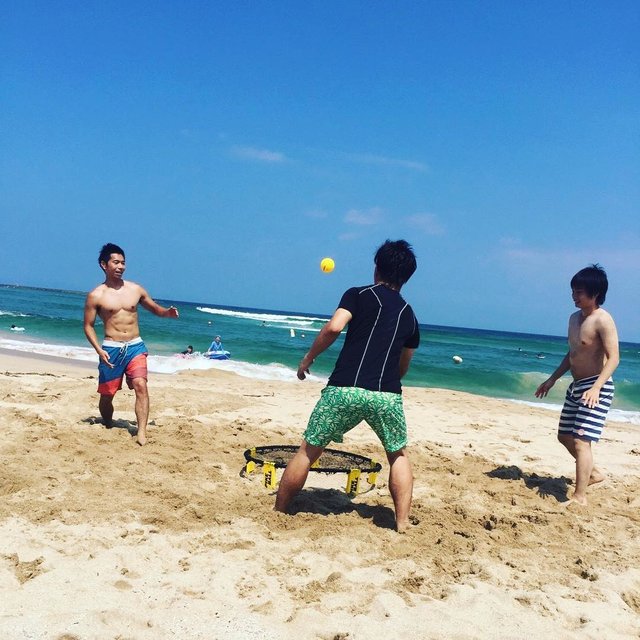 Yohei on Instagram: “お盆満喫！#浅茂川海水浴場#スパイクボール#spikeball” (114030)