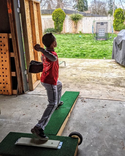 𝓢𝓪𝓻𝓪 𝓙𝓾𝓷𝓮 𝓡𝓪𝔀𝓼𝓸𝓷 on Instagram: “When the #Seattle sun finally comes out, he's ready to practice pitching with his @players_choice_mounds 🙌🏻 • • • • • #puttinginwork…” (115080)