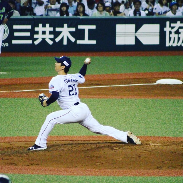 @lions3714 on Instagram: “#西武ライオンズ#十亀剣#21#今日勝って1位浮上” (121208)