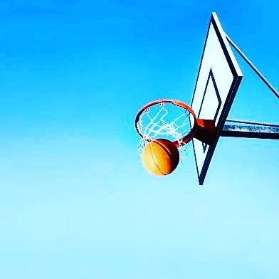 🏀影虎🐯 on Instagram: “今日もバスケしてきたゼっ!!!! #バスケ好きと繋がりたい#バスケ#バスケットボール#バスケットゴール#空” (123017)