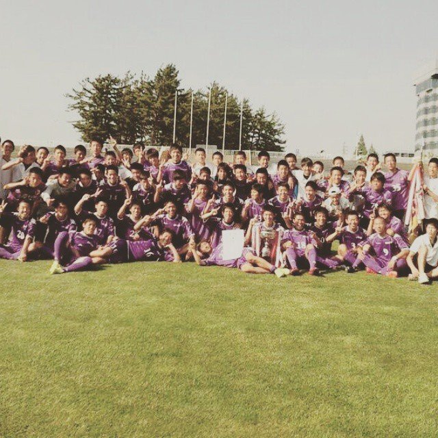 Mahiro  Oi’s Instagram profile post: “今までありがとう！#福井高校サッカー部#引退#感謝” (124892)