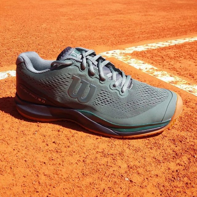 Wilson Tennis on Instagram: “How is your clay court footwork? Do you slide or do you fall?” (129081)