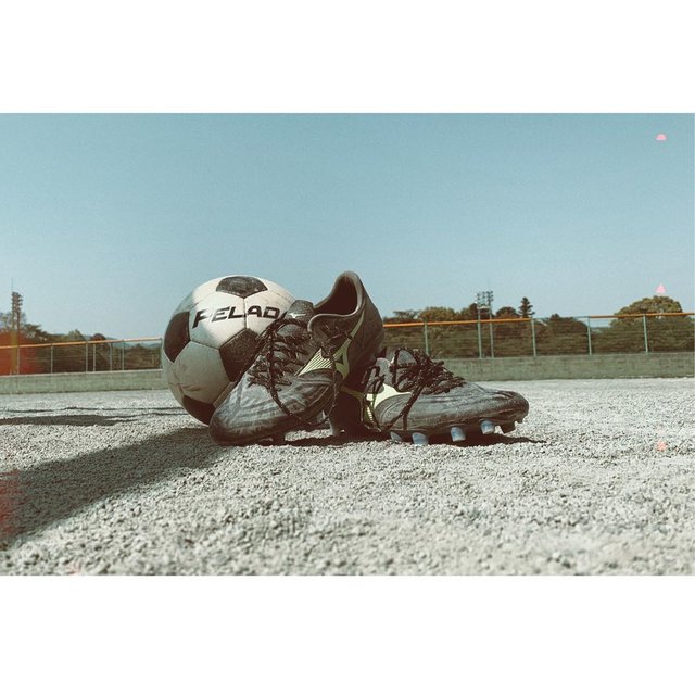 Taku Inazawa on Instagram: “『soccer』・・・・・・・#サッカー #サッカースパイク #サッカー映え #サッカー選手 #サッカーボール #サッカー好き #サッカー好きな人と繋がりたい #soccer #soccerplayer #⚽️❤️” (129602)