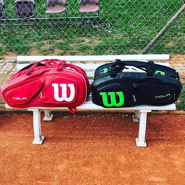 Wilson Tennis on Instagram: “Left or right?” (131174)