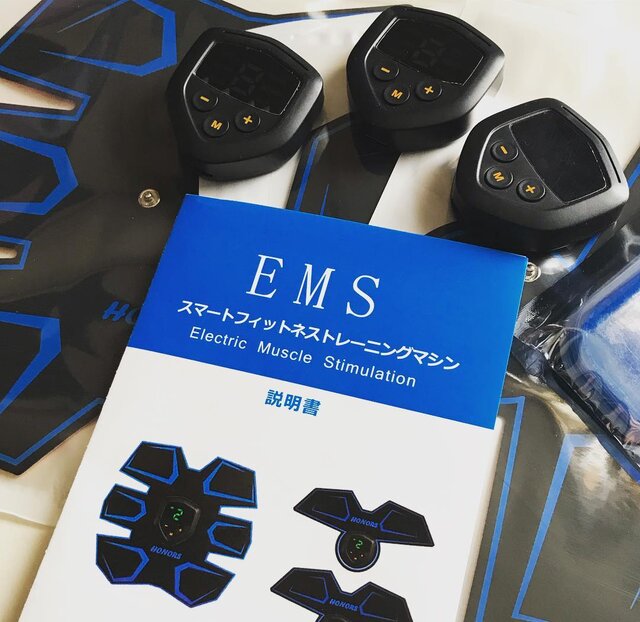 r_nnkw5359’s Instagram photo: “中華EMS購入先週あった中学時代の同窓会。デブ弄りが効きました…(ﾉД`)#今年の目標その1 #ダイエット#中華EMS#腹筋ベルト#楽して痩せたい” (132508)