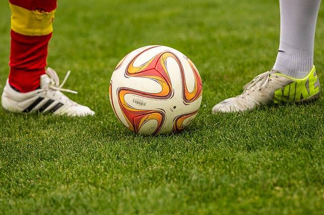 Free photo: Football, Duel, Ball, Footballers - Free Image on Pixabay - 1350720 (2431)