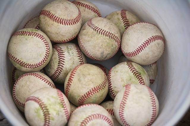 Free photo: Baseballs, Bucket, Sport, Game - Free Image on Pixabay - 1087695 (23559)